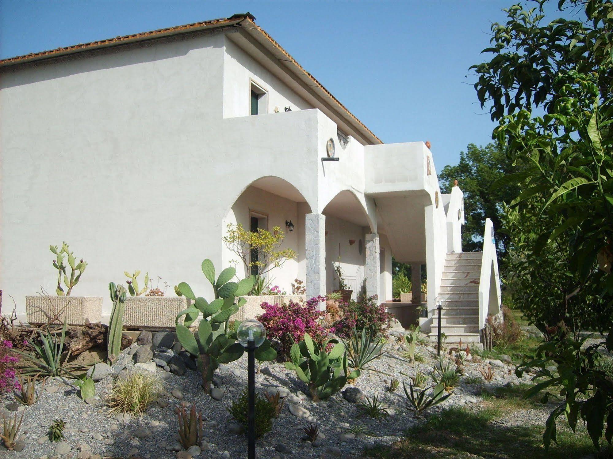 Agriturismo Terrenia Villa Trappitello Exterior photo